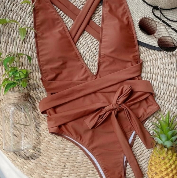 NWT SHEIN Knot Front Plunging One Piece Multi-way Swimsuit in Redwood - Picture 3 of 7